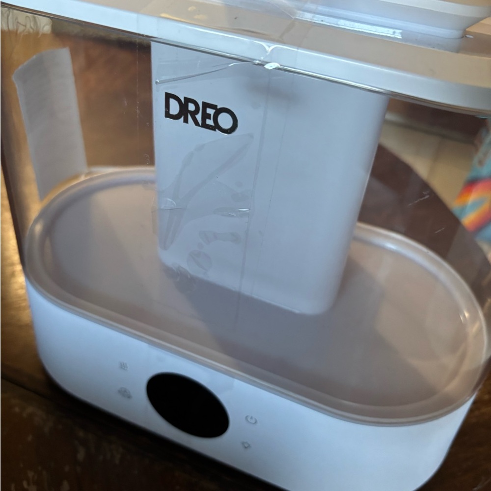 White Humidifier - Picture 6 of 9